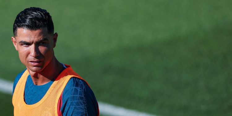 Cristiano Ronaldo disputará sexta Copa do Mundo em 2026 — Foto: PATRICIA DE MELO MOREIRA / AFP