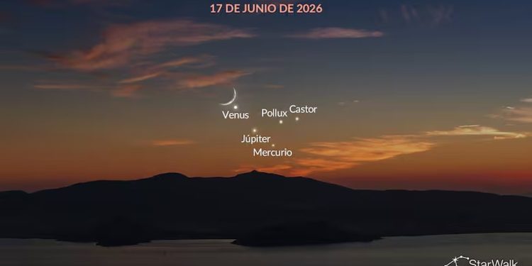 Lua crescente se juntando ao alinhamento planetário — Foto: Divulgação / Star Walk