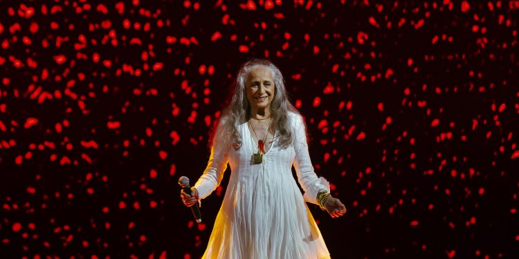 Maria Bethânia, 80 anos: leia frases da 'cantora do amor' sobre os sentimentos, música e política