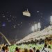 Drone sobrevoa a Sapucaí no desfile da Mocidade — Foto: Márcio Alves / Agência O Globo