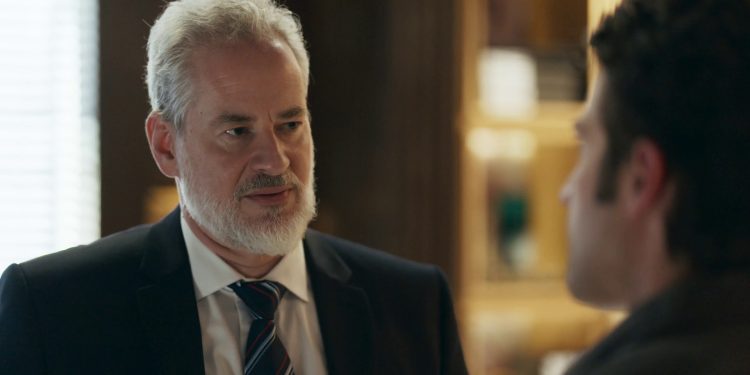 'Quem ama cuida': após denúncia de assédio, Ademir recebe bilhete anônimo com ameaça de 'inferno'