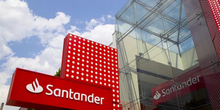 Ações do Santander Brasil disparam mais de 13% após oferta do banco espanhol