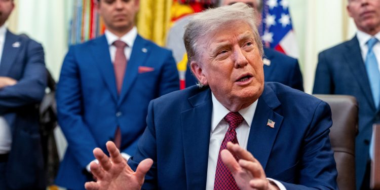 Análise: Trump parece encurralado pela guerra com o Irã mesmo com o 'maior martelo do mundo'