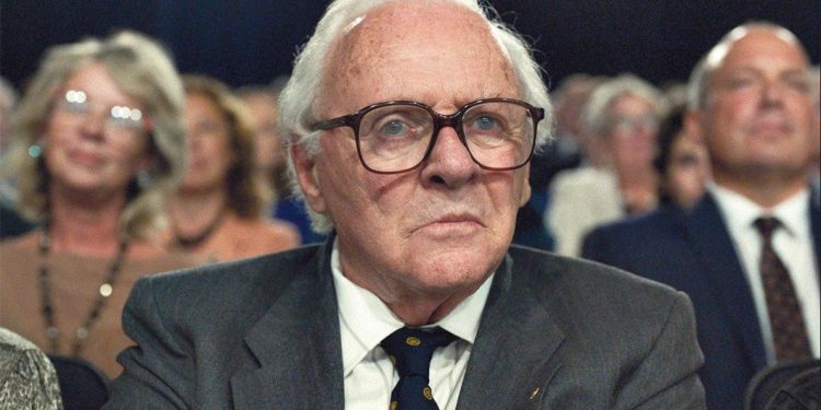 Anthony Hopkins anuncia nova fase da carreira aos 88 anos, após mais de seis décadas no cinema