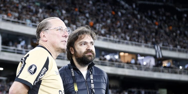 Botafogo acusa John Textor de 'atos fraudulentos' e aciona gatilho para se tornar acionista majoritária da SAF