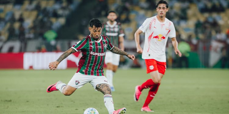 CBF encaminha dados para STJD, PF e MP após alerta de suspeita de manipulação em cartão para Lucho Acosta, do Fluminense