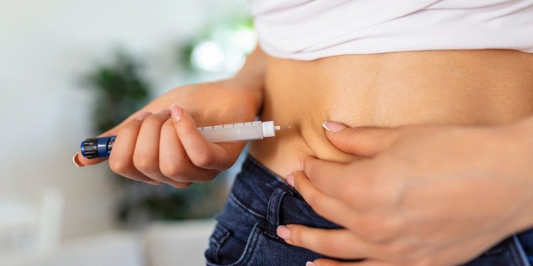 Canetas emagrecedoras e os efeitos no corpo que vão além da perda de peso