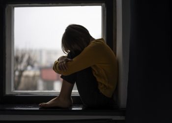 Cinco homens são acusados de abuso sexual contra a mesma adolescente de 14 anos, em Minnesota