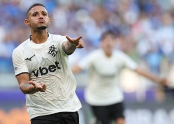 Com gol de Justino, Botafogo vence o Cruzeiro no reencontro com técnico Artur Jorge