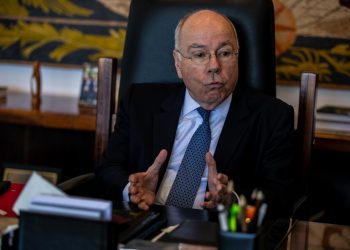 Comissão da Câmara aprova convocação do chefe do Itamaraty após documento citar risco de ação militar dos EUA no Brasil