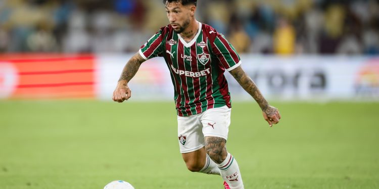 Como funciona sistema de monitoramento de apostas que levou à investigação de Lucho Acosta, do Fluminense