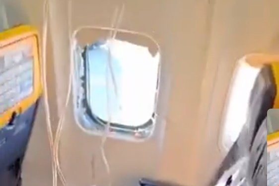 Como mulher conseguiu salvar marido que foi 'sugado' por janela de avião