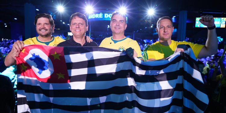 Datafolha: campanha de Flávio aposta na TV e no 'efeito Tarcísio' para reduzir vantagem de Marina e Tebet ao Senado em SP