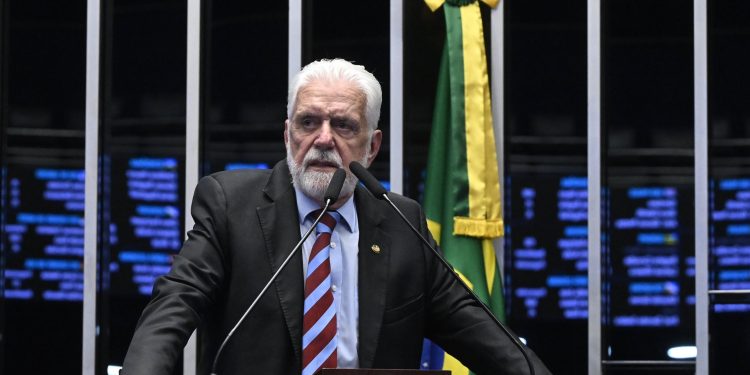 Decisão do STF barra venda de terreno de R$ 15 milhões de Jaques Wagner após operação da PF