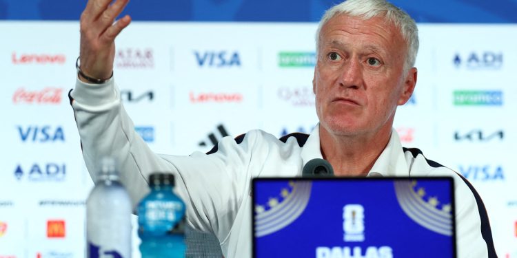 Deschamps acredita que 'não há o que se aprender' com as duas derrotas da França para Espanha em semifinais