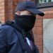 Diretor de funerária vai a julgamento por armazenar corpos e entregar cinzas de desconhecidos na Inglaterra
