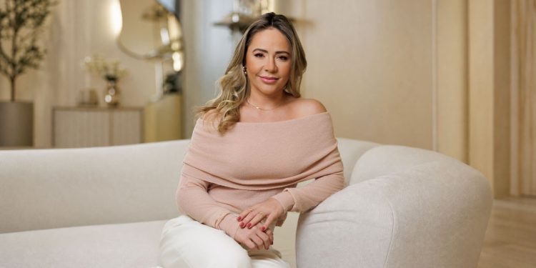Dra. Riane Franchi: inovação, excelência e cuidado integral na saúde da mulher