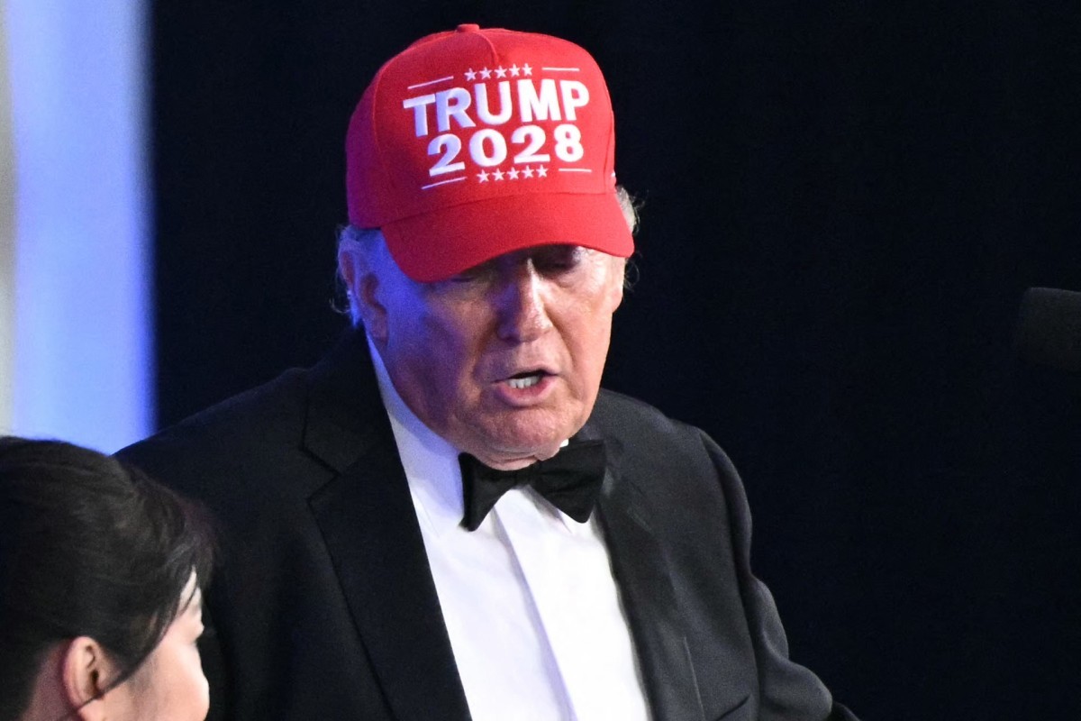 Em jantar com correspondentes da Casa Branca, Trump volta a falar em terceiro mandato: 'Só estou brincando'