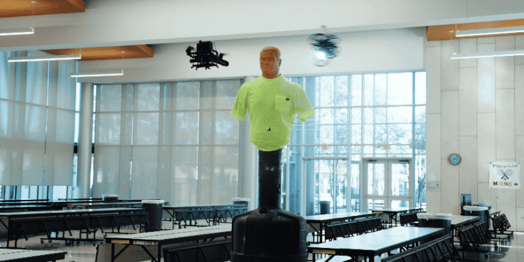 Escolas dos EUA passam a testar drones com spray de pimenta para enfrentar atiradores em ataques armados