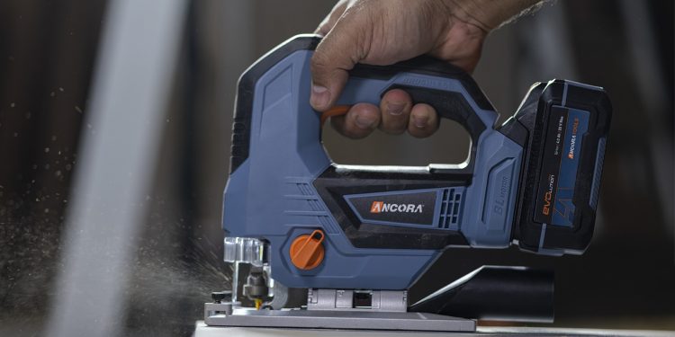 Ferramentas a bateria elevam a produtividade na obra