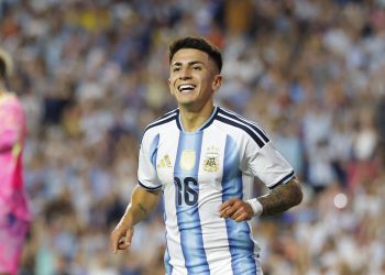 Flamengo faz tentativa para contratar argentino Thiago Almada