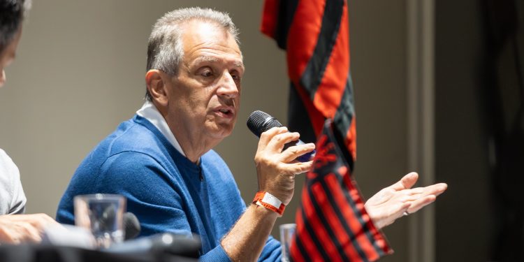 Flamengo questiona venda da SAF do Vasco a Lamacchia em agência reguladora