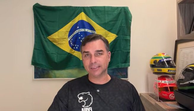 Flávio defende vídeo de Bolsonaro criado por IA e nega irregularidade: ‘Não tinha nada de errado’