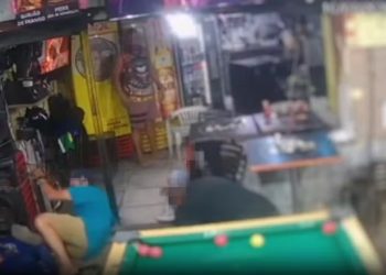 Homem é morto e dois ficam feridos após ataque em bar no Rio das Pedras