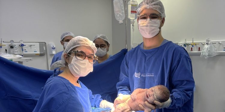 Hospital Papa Francisco alcança marca de mil nascimentos