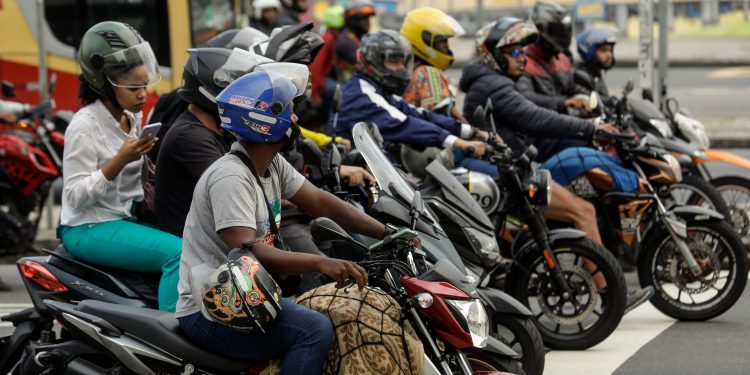 Indústria da motocicleta tem maior produção semestral em 15 anos