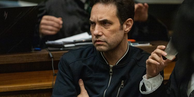 Justiça do Rio mantém quebra de sigilo de celular apreendido com Jairinho em presídio