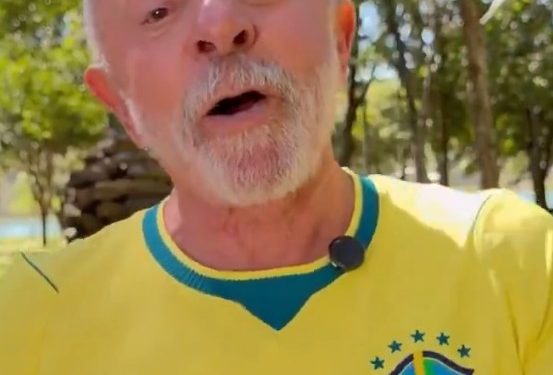 Lula sugere robô para seleção de Ancelotti e critica ausências de jogadores em voo de volta ao Brasil: 'Que vergonha'
