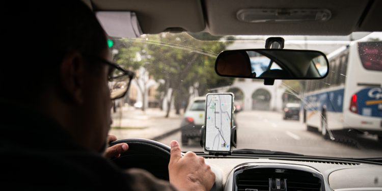 Move Brasil: BB e Caixa fazem parceria com Uber e 99 para dar cashback a quem aderir ao programa
