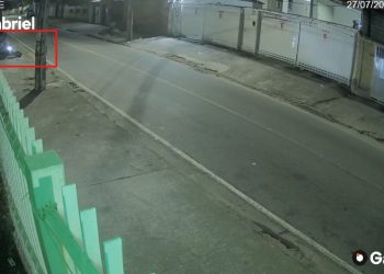 Mulher é agredida durante tentativa de assalto na Zona Sudoeste do Rio; veja vídeo