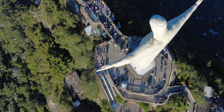 Obras nas escadas do Cristo Redentor começam na segunda; veja o que muda no acesso ao monumento