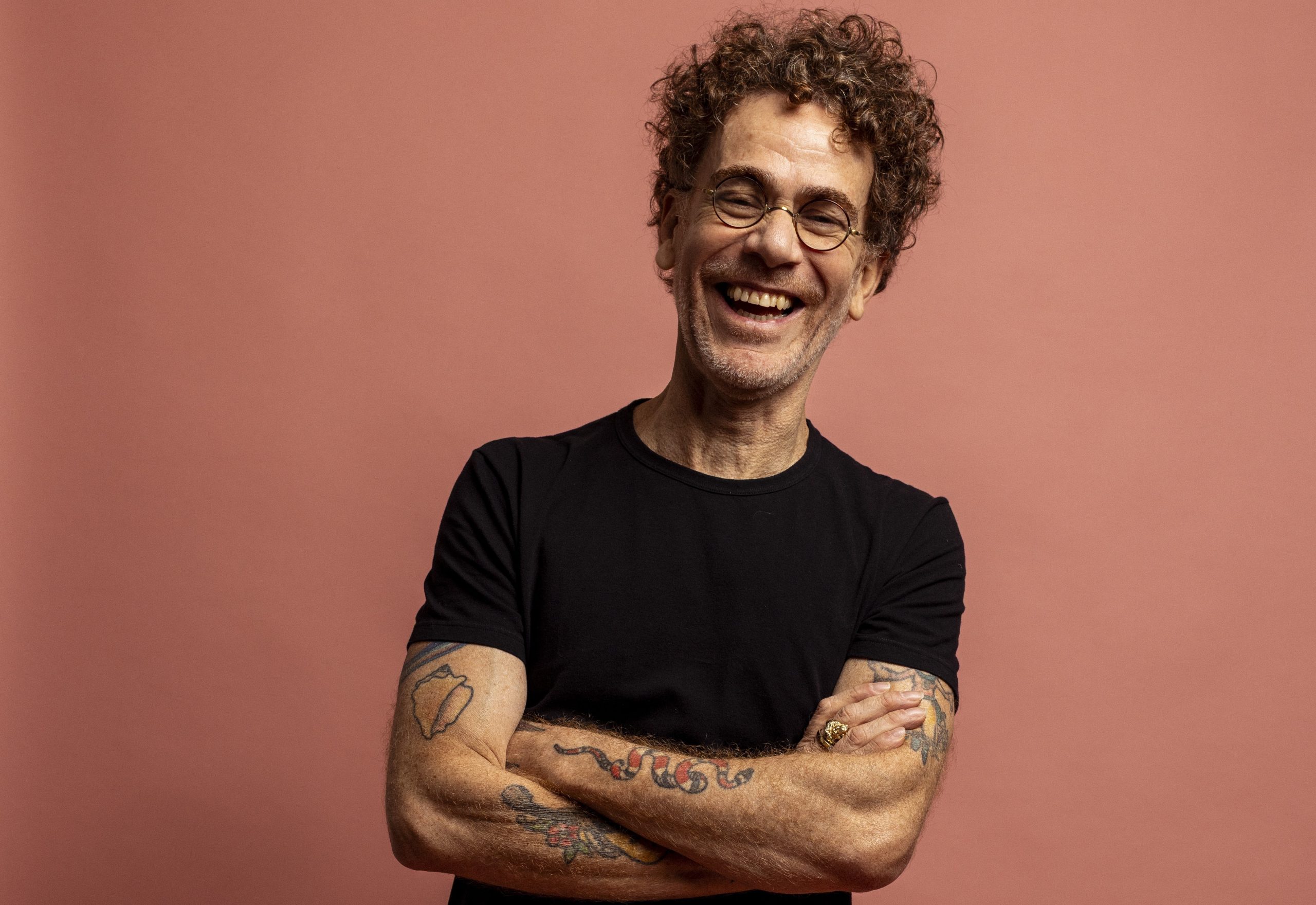 Para Nando Reis, poeta do amor, 'o algoritmo, muito ligado à difusão do ódio, é o grande demônio'