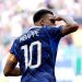Pela segunda Copa seguida, Mbappé termina com o mesmo número de gols que toda a seleção brasileira