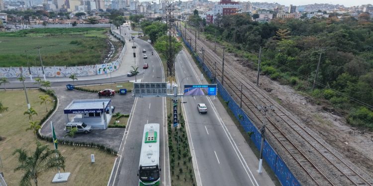 Prefeituras do Rio e de Caxias se unem para criar Muralha Digital