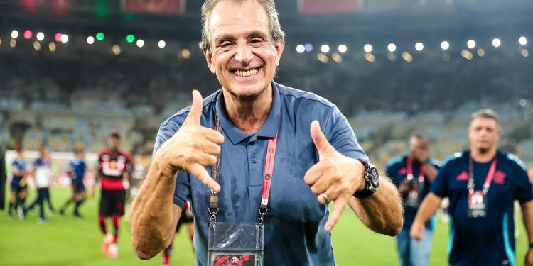 Presidente do Flamengo faz anúncio; confira