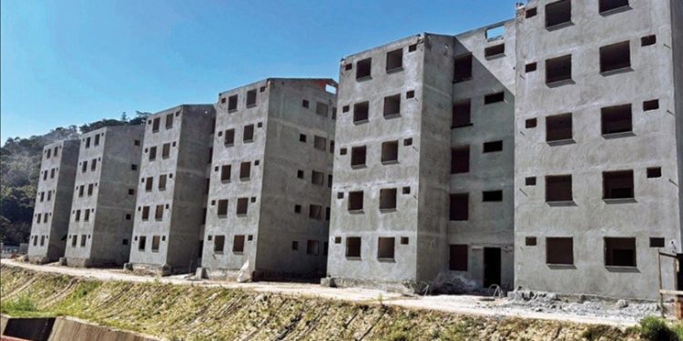 Quinze anos após tragédia, vítimas das chuvas de 2011 ainda esperam por moradias