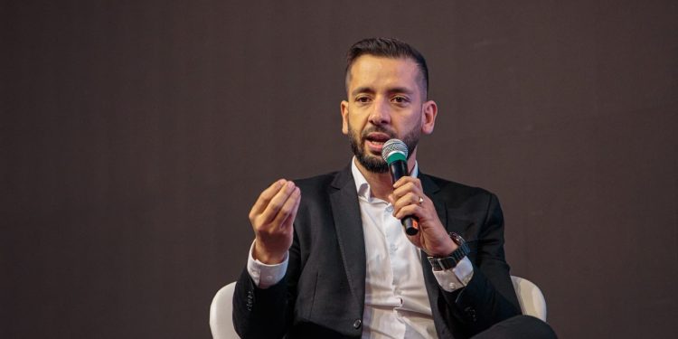 Soberania de dados em IA: o que segurança de nível bancário significa na prática