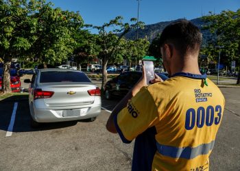 Testamos o novo sistema de pagamento digital de estacionamento no Rio; confira resultado