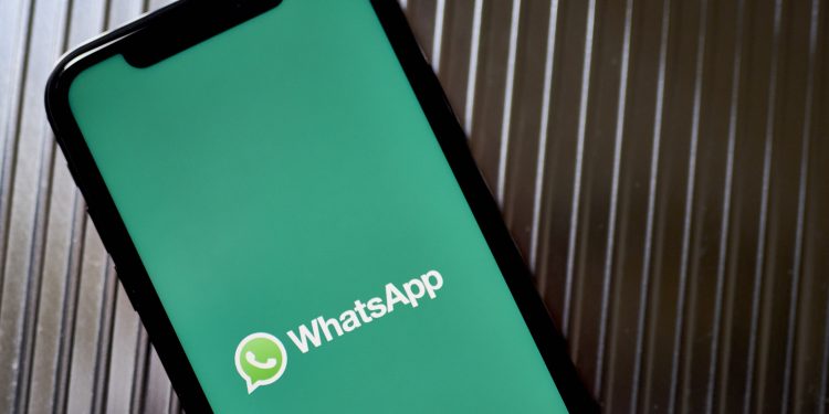 WhatsApp lança recursos para iPad, carros e compartilhamento de música