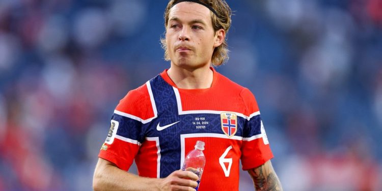 Patrick Berg, meia da seleção da Noruega — Foto: Justin Setterfield / GETTY IMAGES NORTH AMERICA / Getty Images via AFP