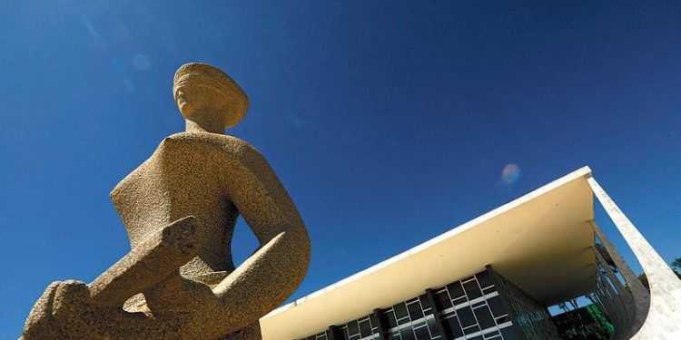‘Penduricalhos’ de juízes: limite de pagamento imposto pelo STF e juros sobre atrasados criam bola de neve bilionária
