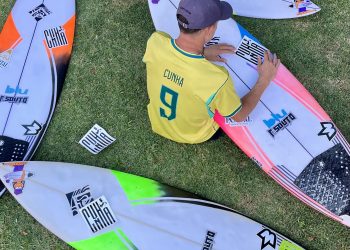 ‘Só de saber que ele acredita no meu sonho, eu acredito ainda mais’, diz surfista sobre bastidores de patrocínio firmado com Matheus Cunha