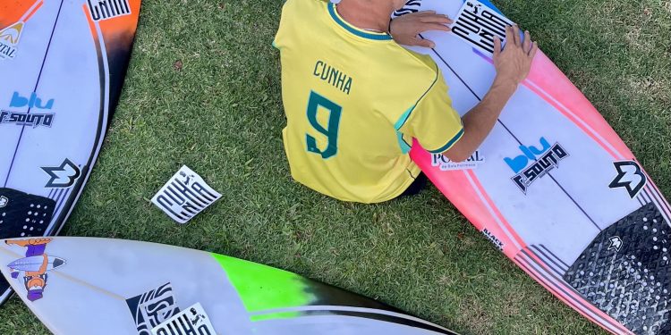 ‘Só de saber que ele acredita no meu sonho, eu acredito ainda mais’, diz surfista sobre bastidores de patrocínio firmado com Matheus Cunha