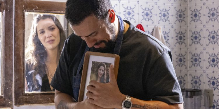 'Quem ama cuida': Francesca aparece e surpreende Joel. Veja foto exclusiva