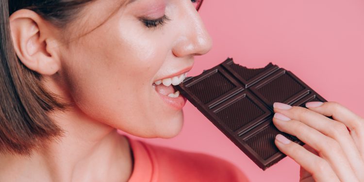 Quanto chocolate amargo comer por dia? Especialista aponta quantidade e o teor ideal de cacau