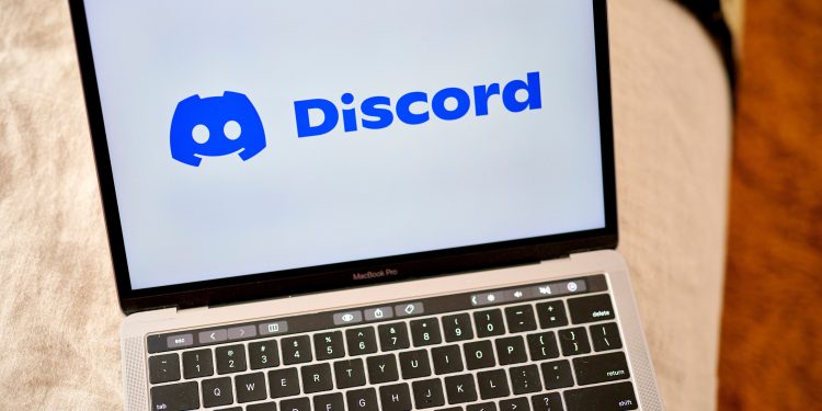 AGU cobra do Discord medidas para reforçar proteção de crianças e adolescentes e avalia TAC